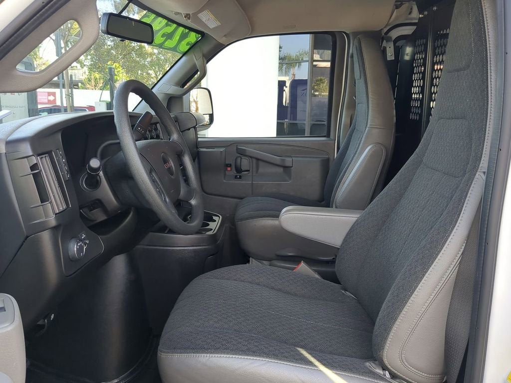 2024 GMC Savana Cargo 2500 Work Van