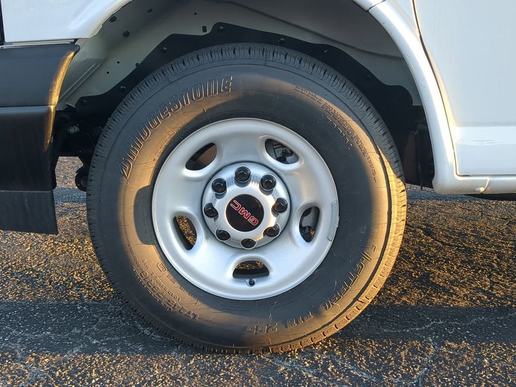 2025 GMC Savana Cargo 2500 Work Van