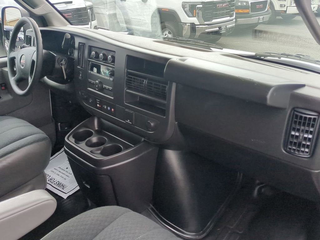 2024 GMC Savana Cargo 2500 Work Van