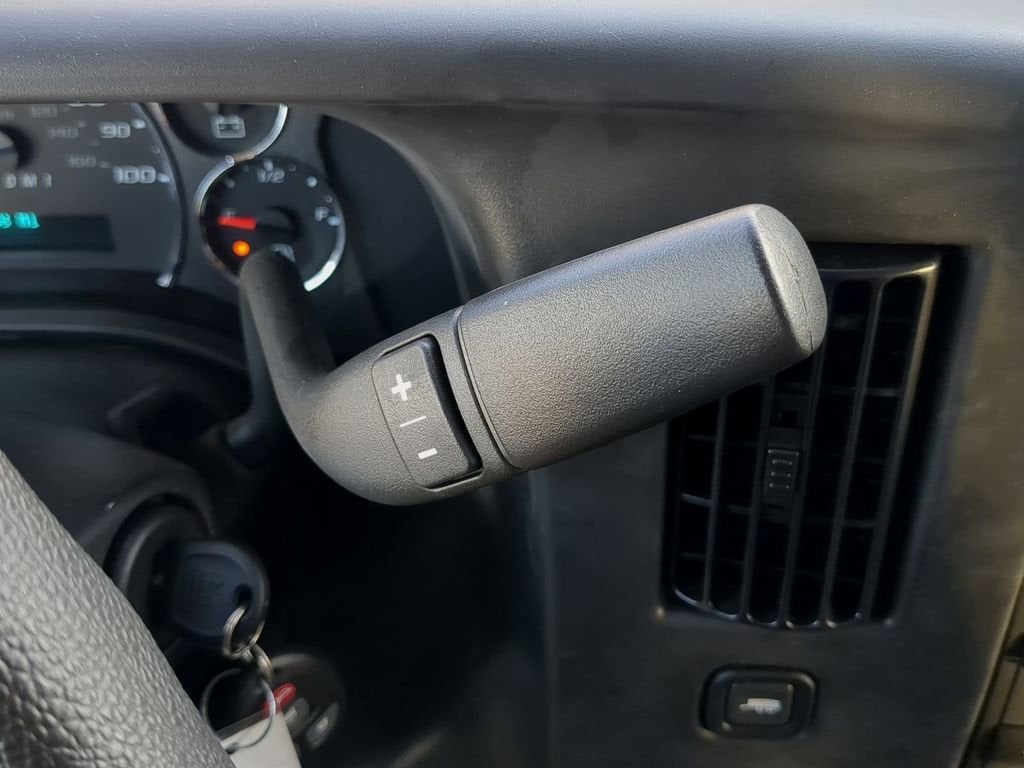 2025 GMC Savana Cargo 2500 Work Van