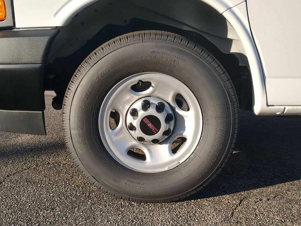 2025 GMC Savana Cargo 2500 Work Van