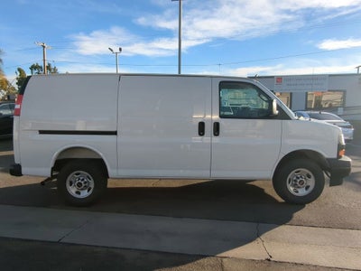2025 GMC Savana Cargo 2500 Work Van