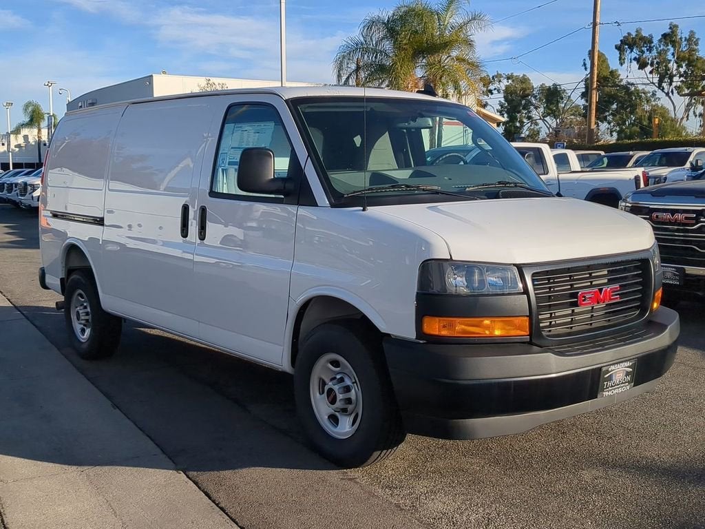 2025 GMC Savana Cargo 2500 Work Van