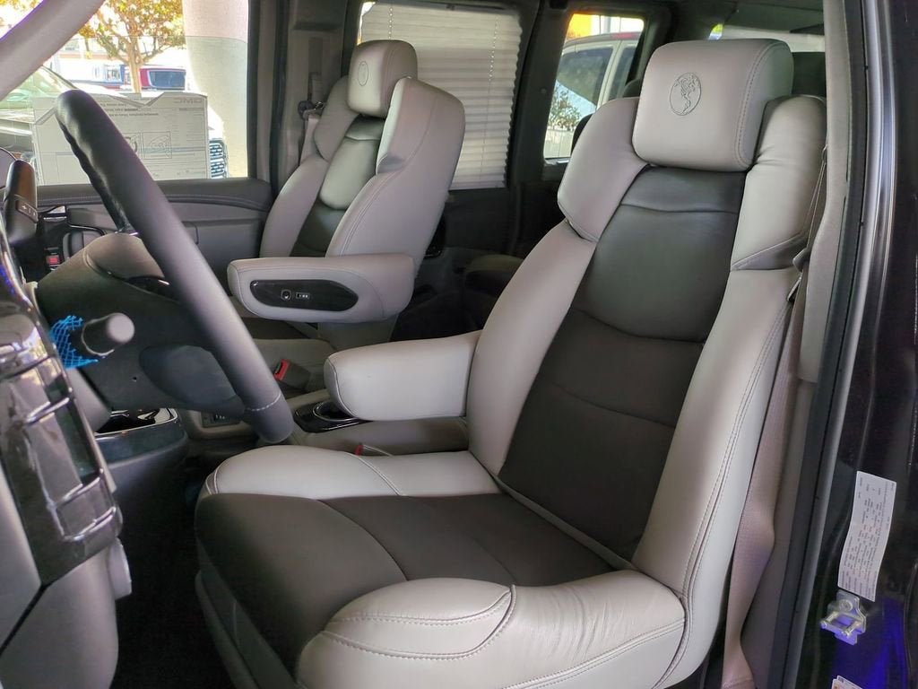 2025 GMC Savana Cargo 2500 Work Van