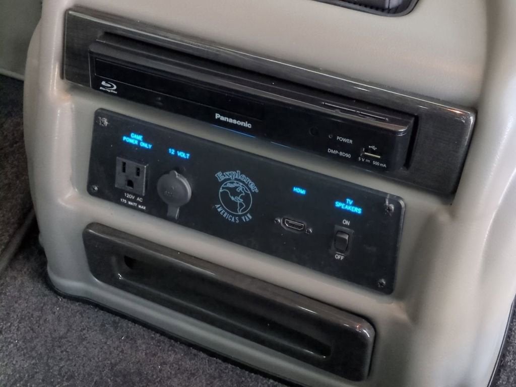 2025 GMC Savana Cargo 2500 Work Van