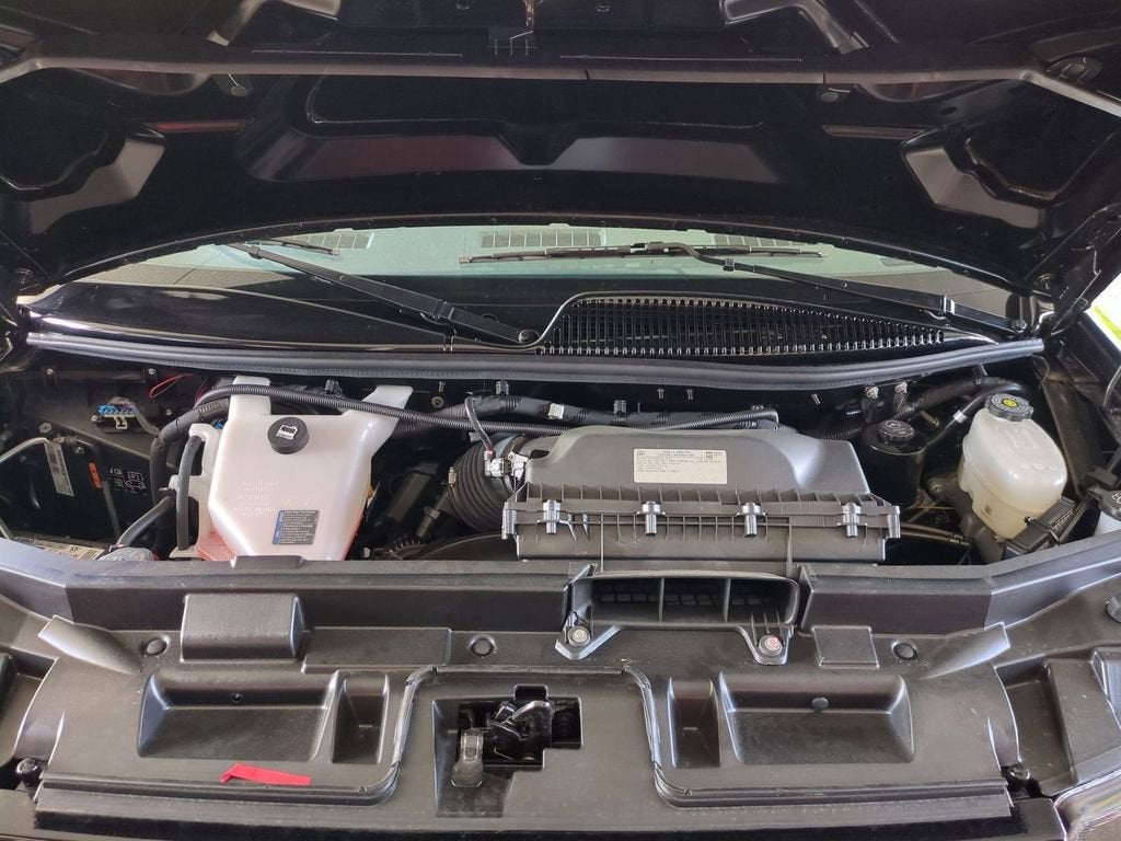 2025 GMC Savana Cargo 2500 Work Van