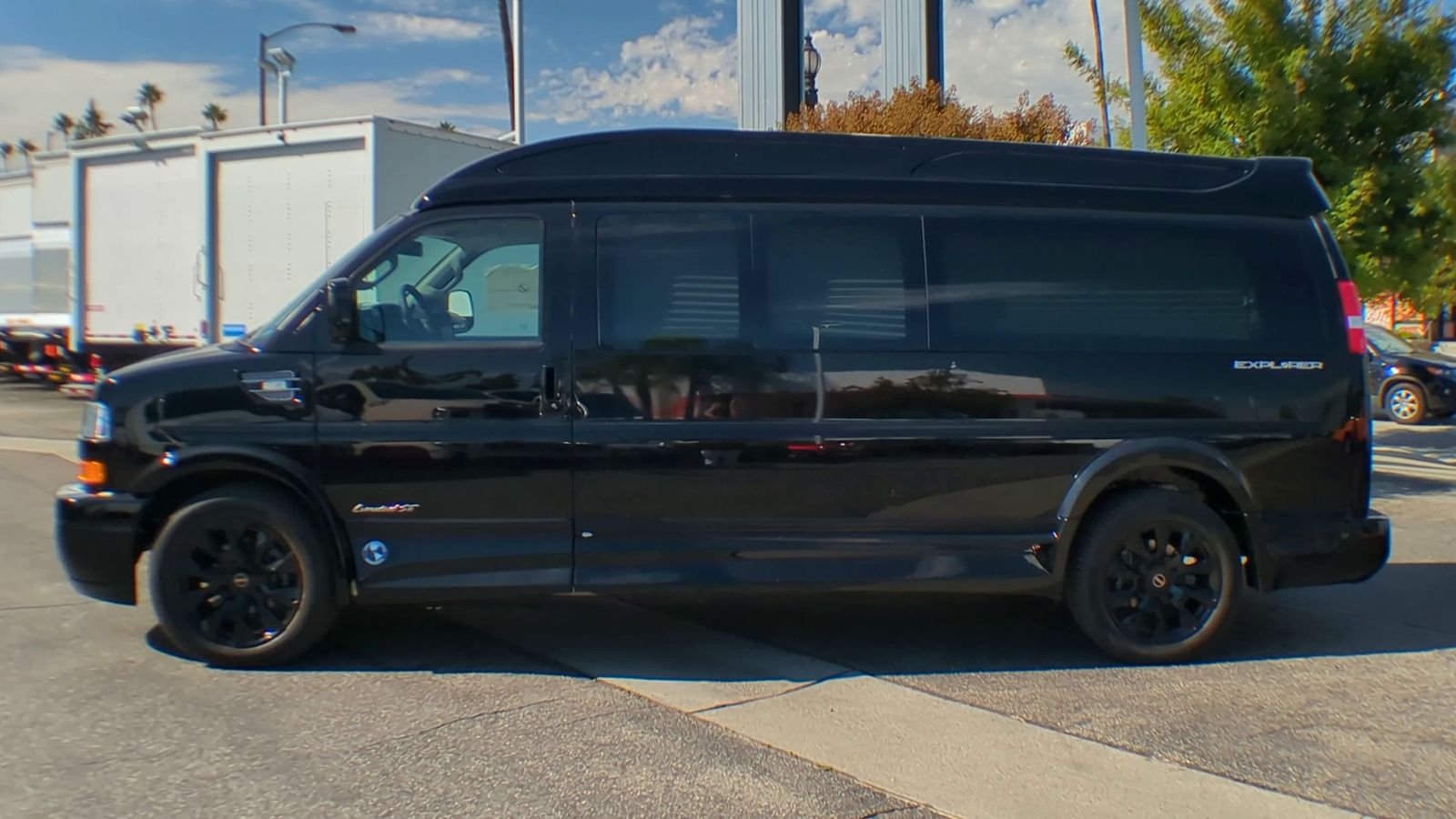 2025 GMC Savana Cargo 2500 Work Van