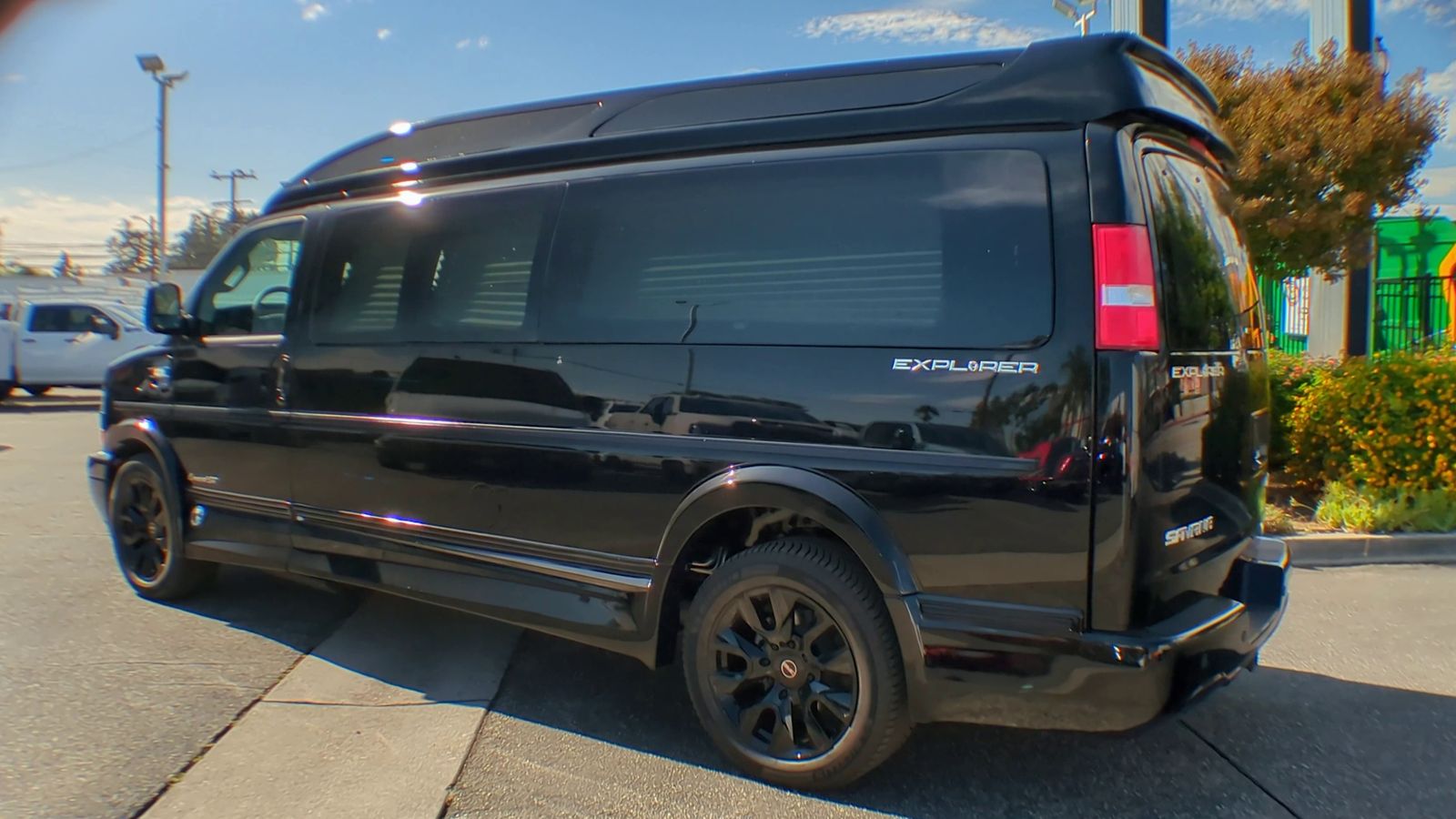 2025 GMC Savana Cargo 2500 Work Van