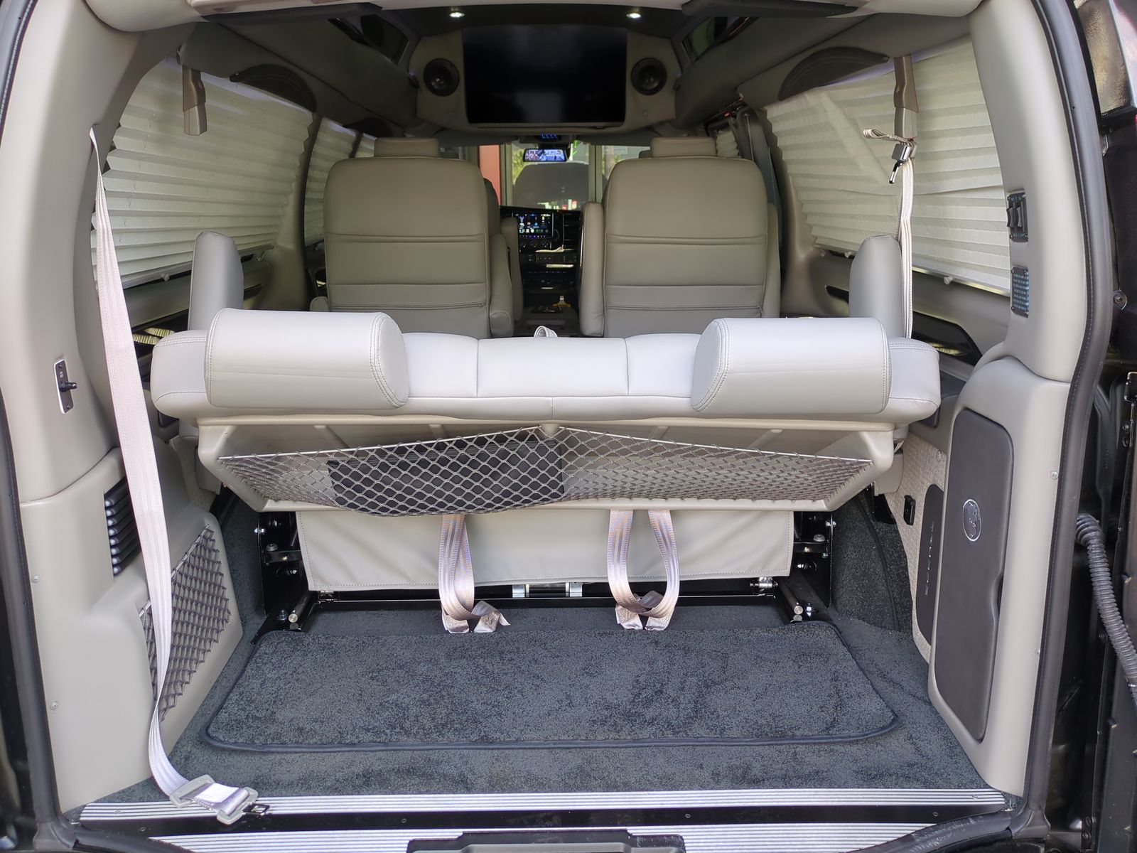 2025 GMC Savana Cargo 2500 Work Van