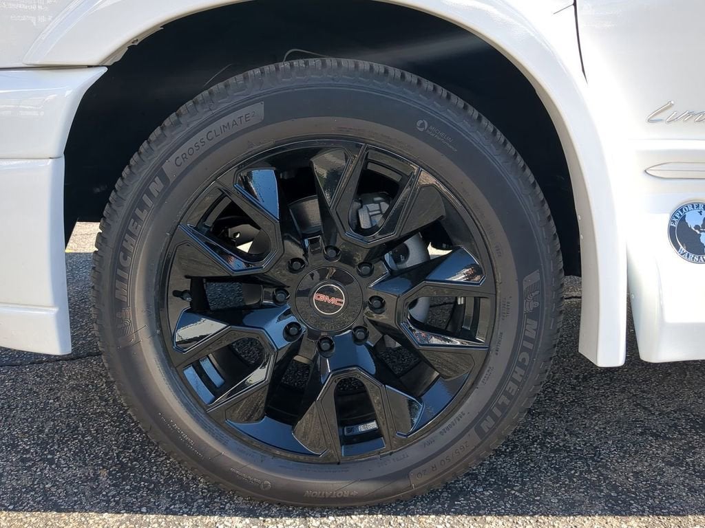 2025 GMC Savana Cargo 2500 Work Van