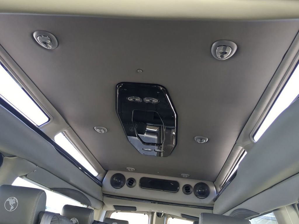 2025 GMC Savana Cargo 2500 Work Van