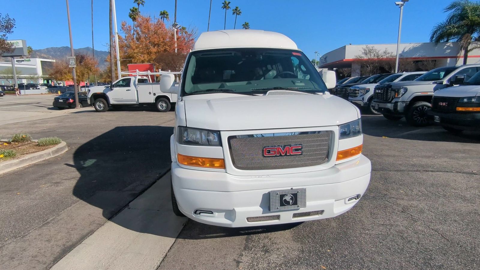 2025 GMC Savana Cargo 2500 Work Van