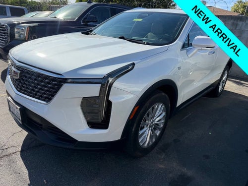 2024 Cadillac XT4 Luxury
