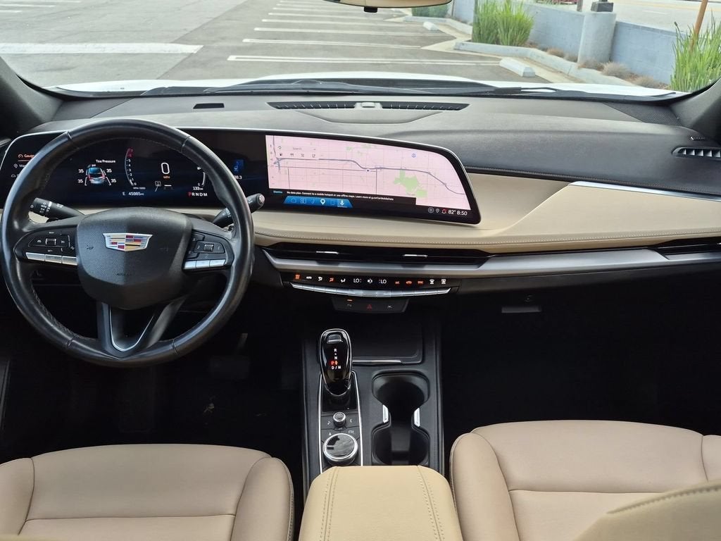 2024 Cadillac XT4 Luxury