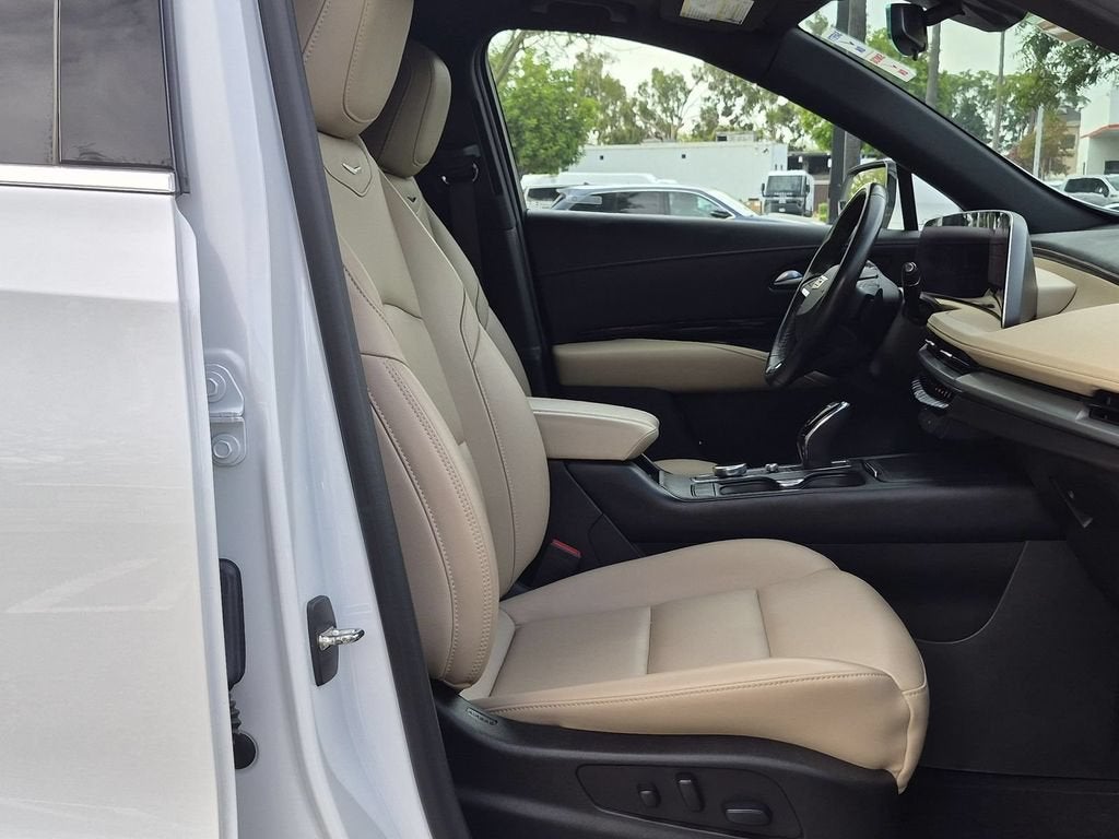 2024 Cadillac XT4 Luxury