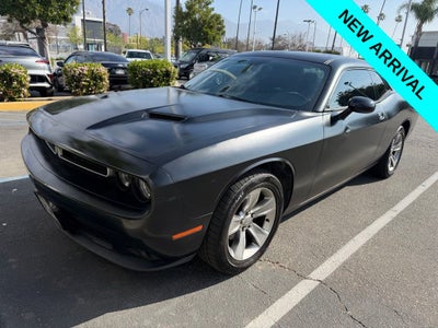 2015 Dodge Challenger SXT