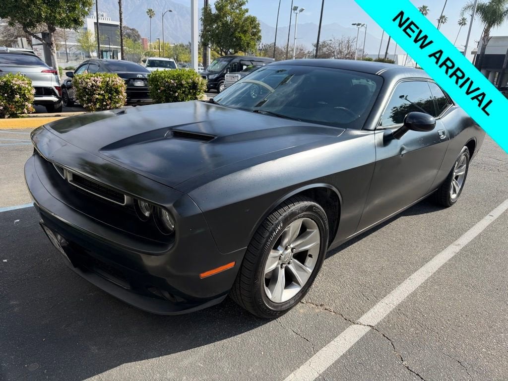 2015 Dodge Challenger SXT