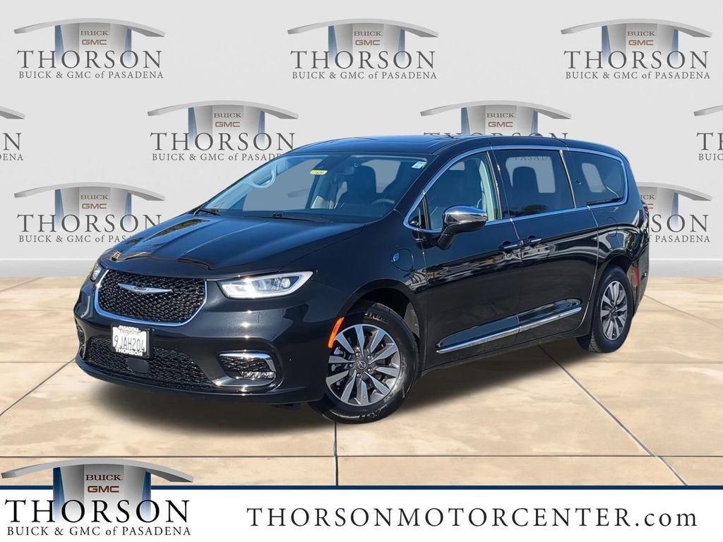 2023 Chrysler Pacifica Hybrid Limited