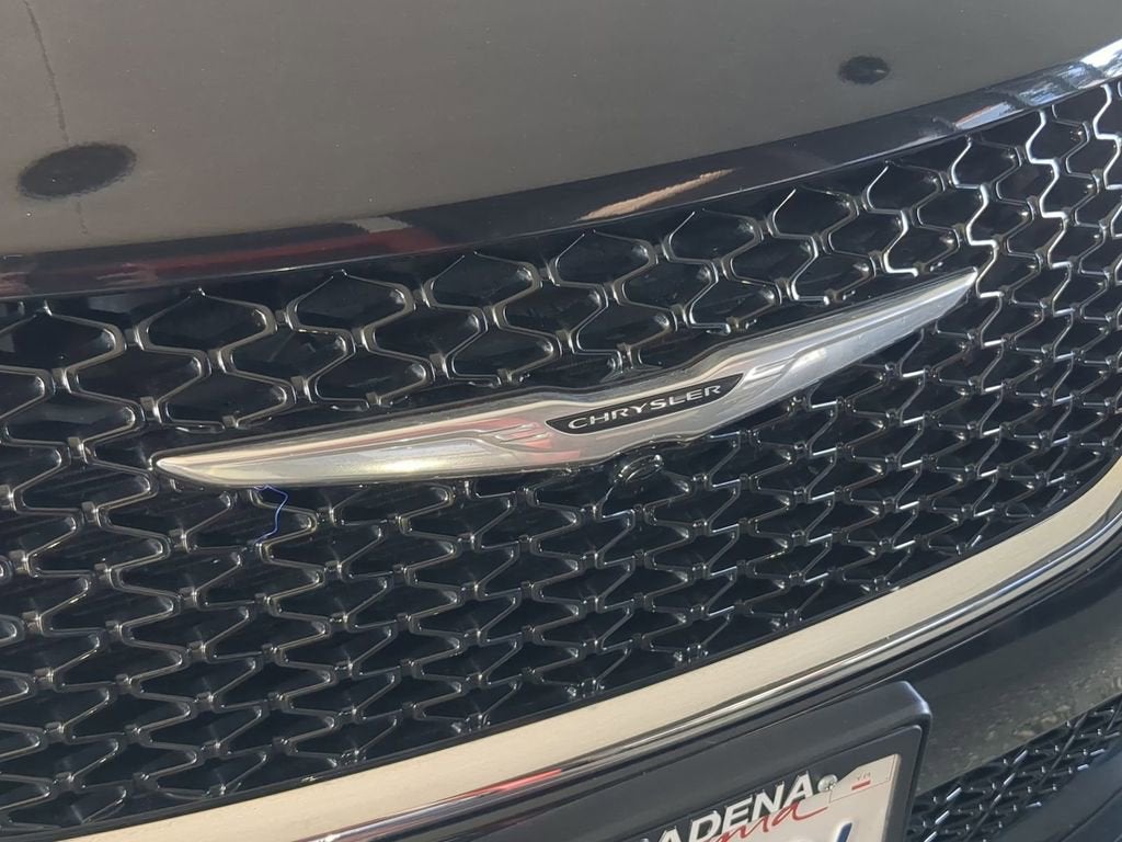 2023 Chrysler Pacifica Hybrid Limited