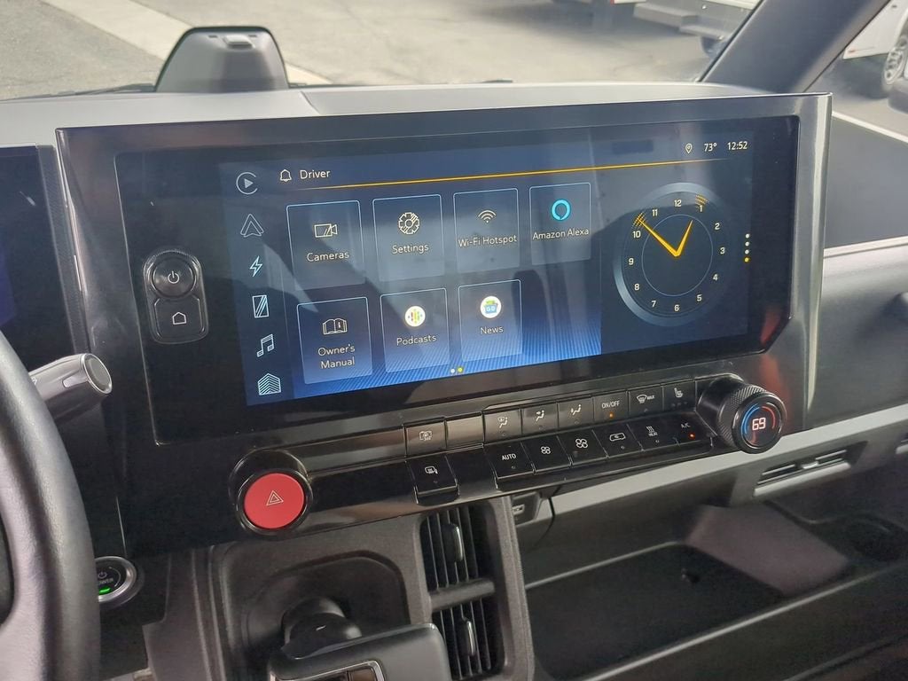 2023 BrightDrop Zevo 600 EJY