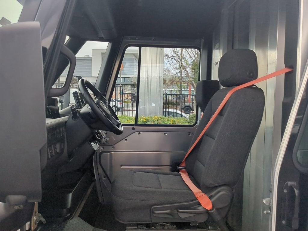 2023 BrightDrop Zevo 600 EJY