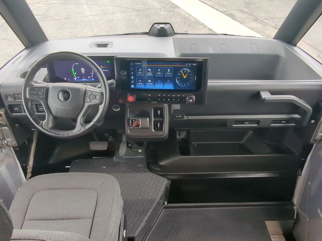 2023 BrightDrop Zevo 600 EJY