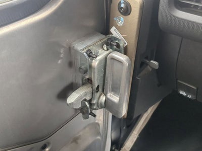 2023 BrightDrop Zevo 600 EJY