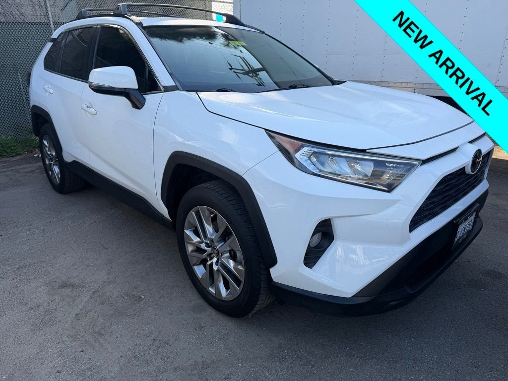 2019 Toyota RAV4 XLE Premium
