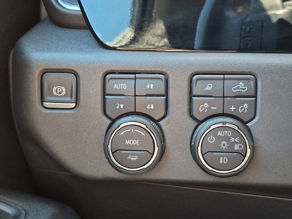 2025 Chevrolet Silverado 1500 LT Trail Boss