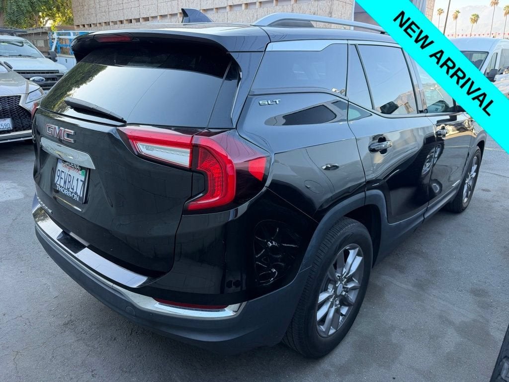 2022 GMC Terrain SLT