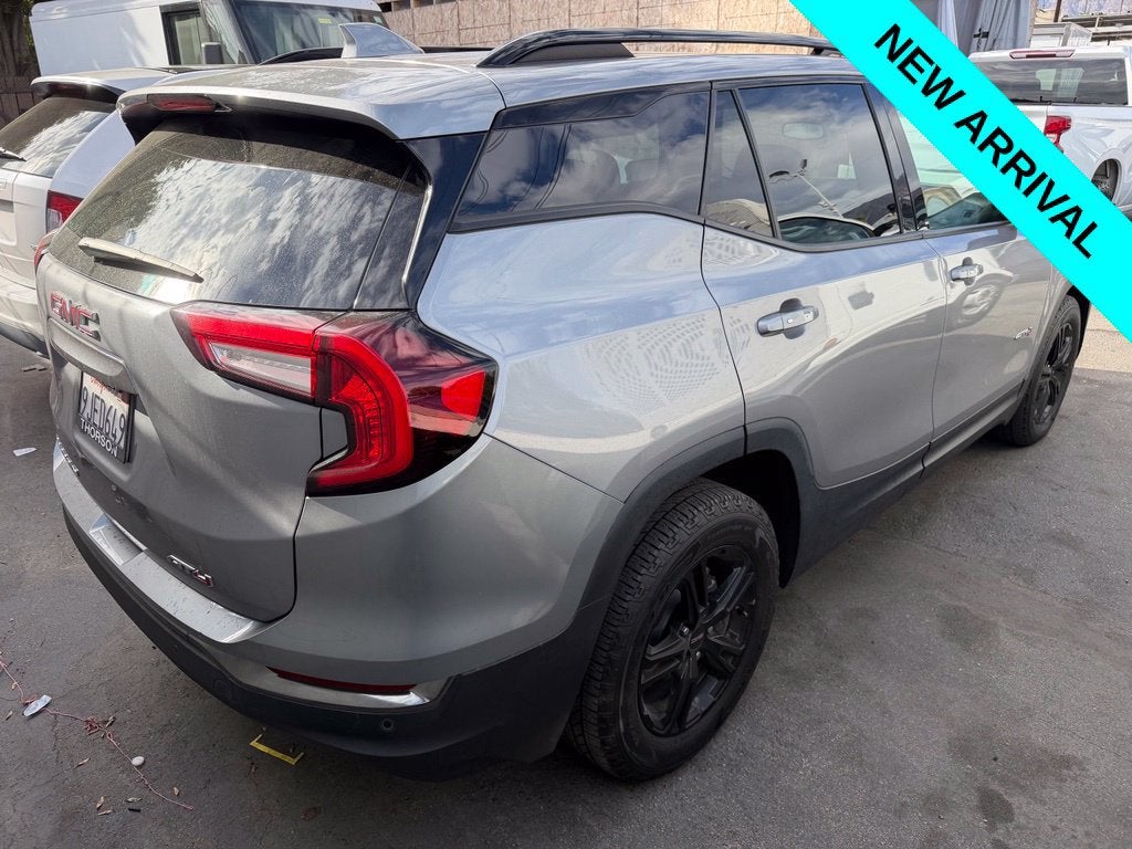 2024 GMC Terrain AT4