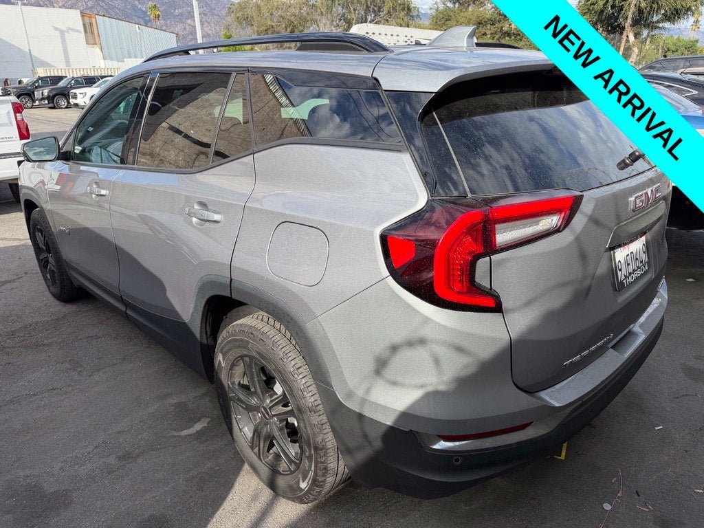 2024 GMC Terrain AT4