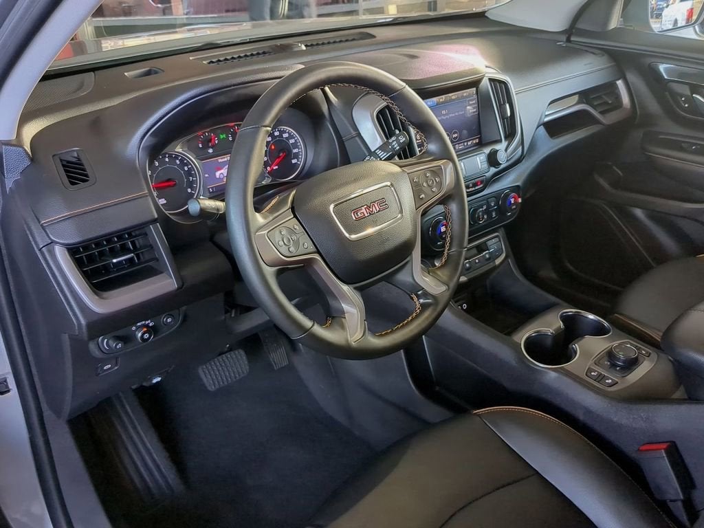 2024 GMC Terrain AT4