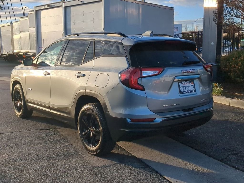 2024 GMC Terrain AT4