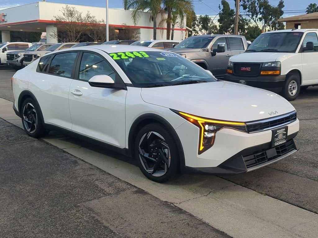 2025 Kia K4 EX