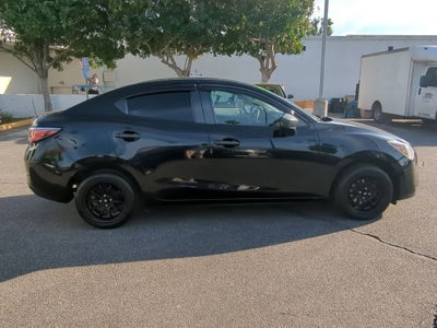 2017 Toyota Yaris iA Base