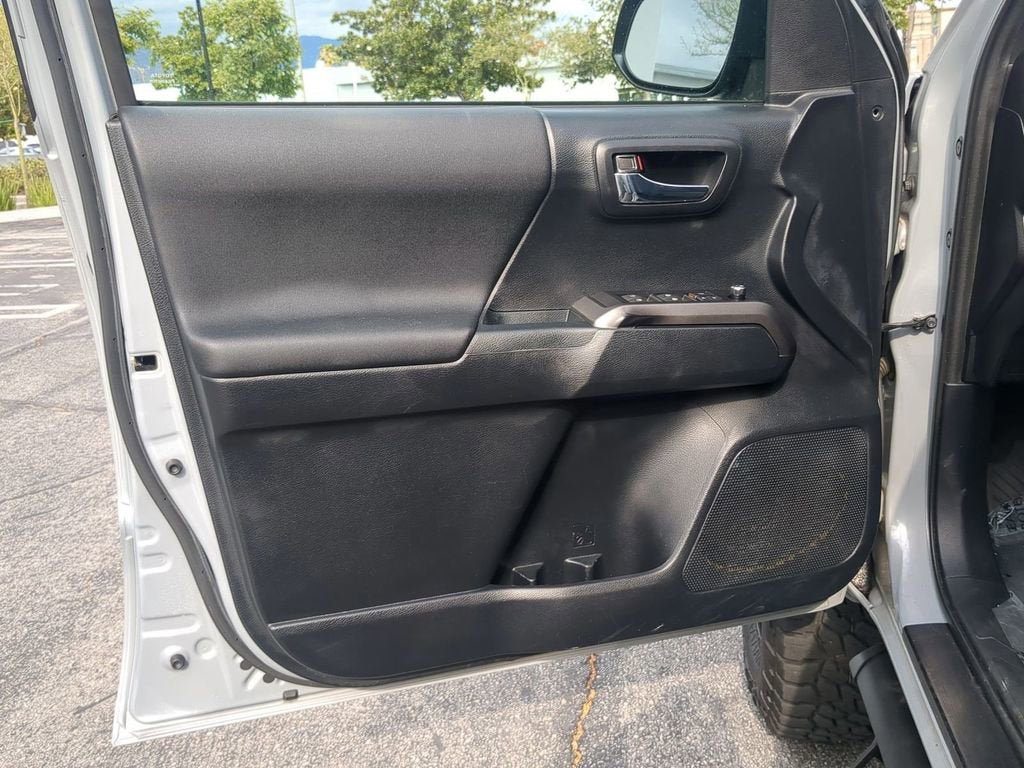 2018 Toyota Tacoma SR5