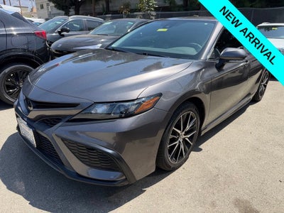 2022 Toyota Camry SE