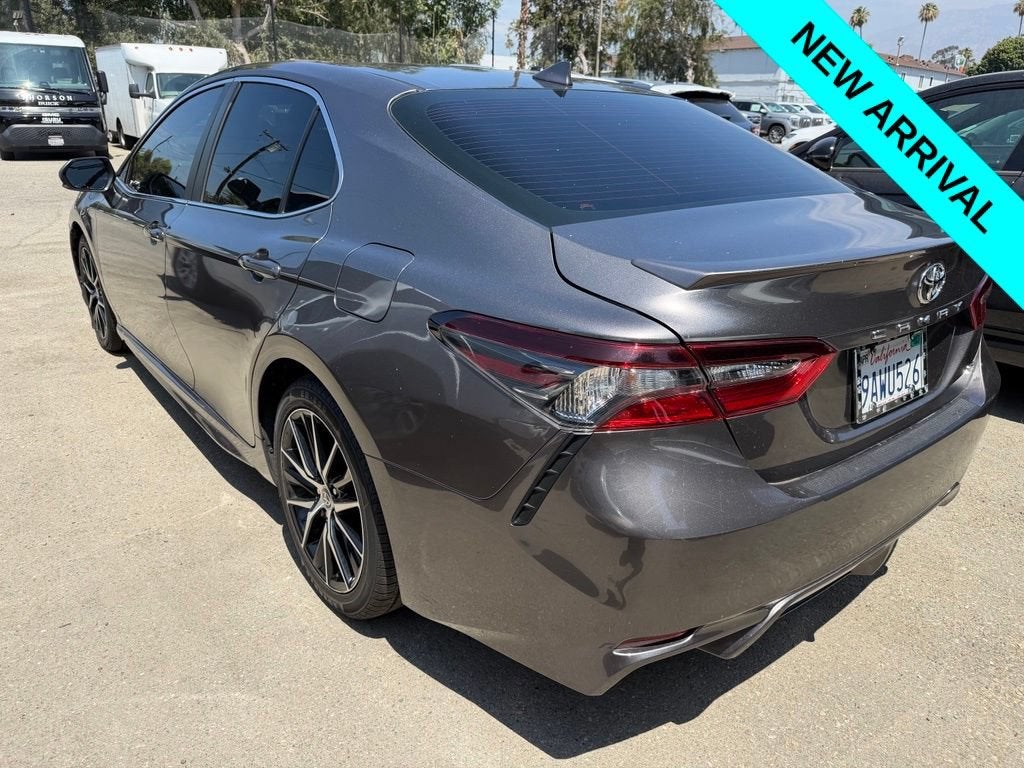2022 Toyota Camry SE