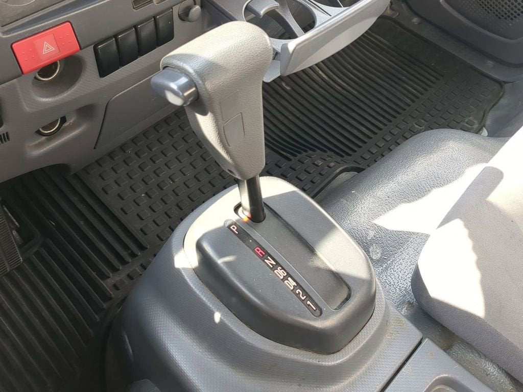 2015 Isuzu NPR HD REG IBT PWL