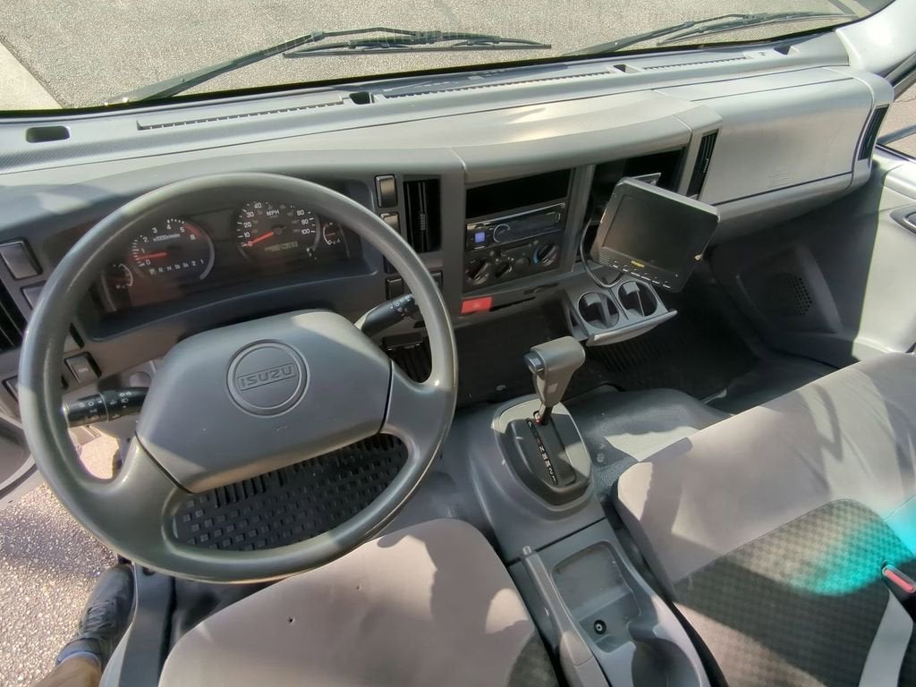 2015 Isuzu NPR HD REG IBT PWL