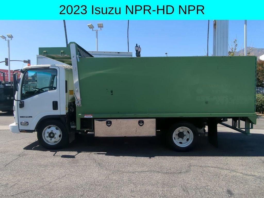 2023 ISUZU TRUCK NPR Base