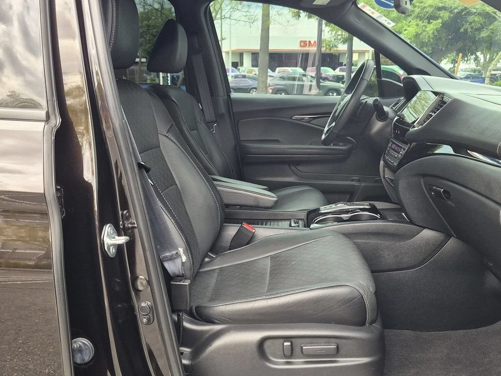 2021 Honda Passport Elite