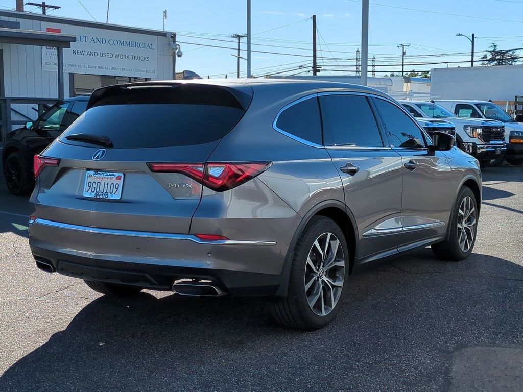 2023 Acura MDX w/Technology Package
