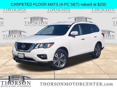 2020 Nissan Pathfinder SV