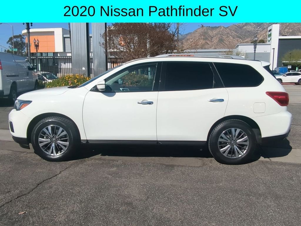 2020 Nissan Pathfinder SV