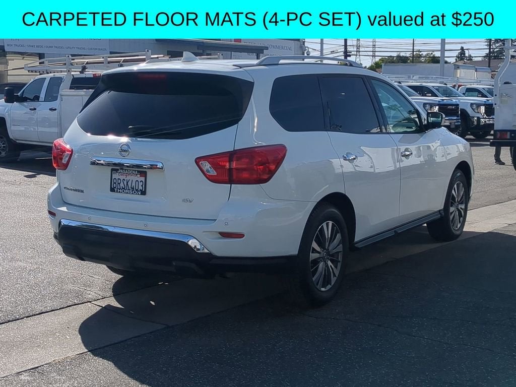 2020 Nissan Pathfinder SV