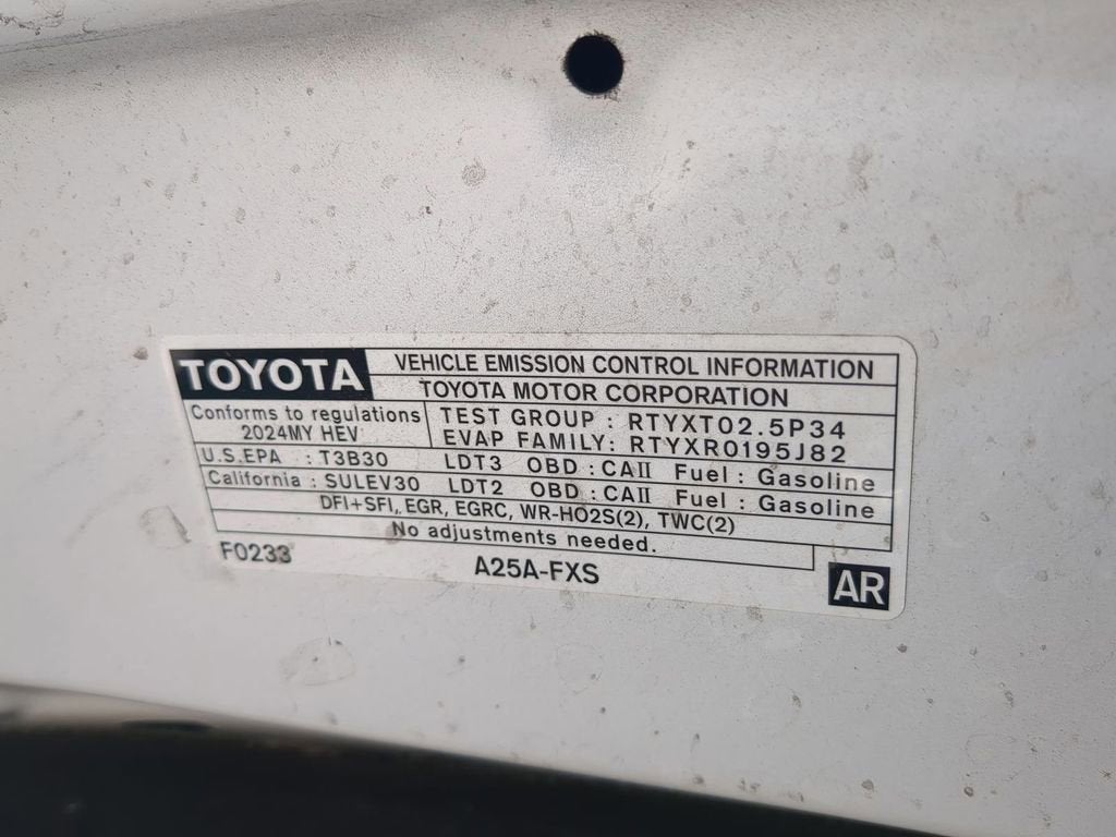 2024 Toyota Sienna LE