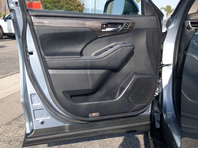 2023 Toyota Highlander Hybrid Limited