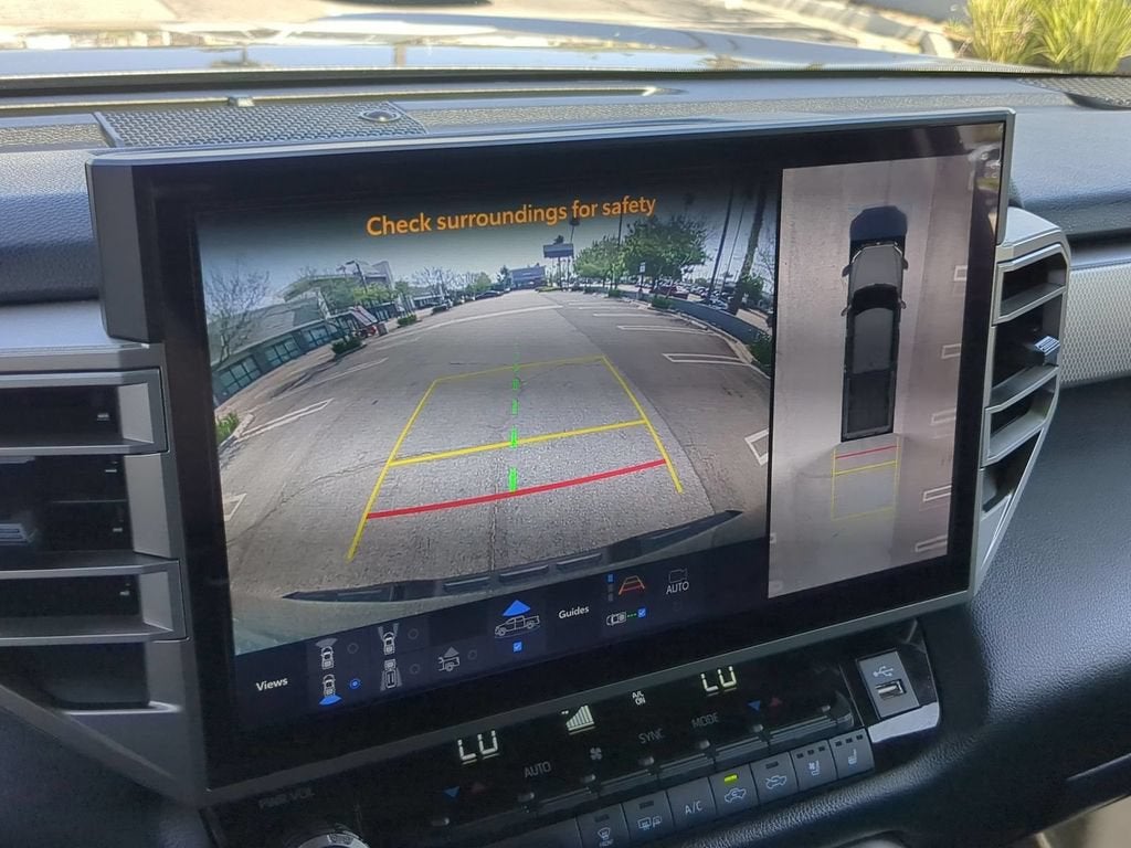 2025 Toyota Tundra 4WD SR5